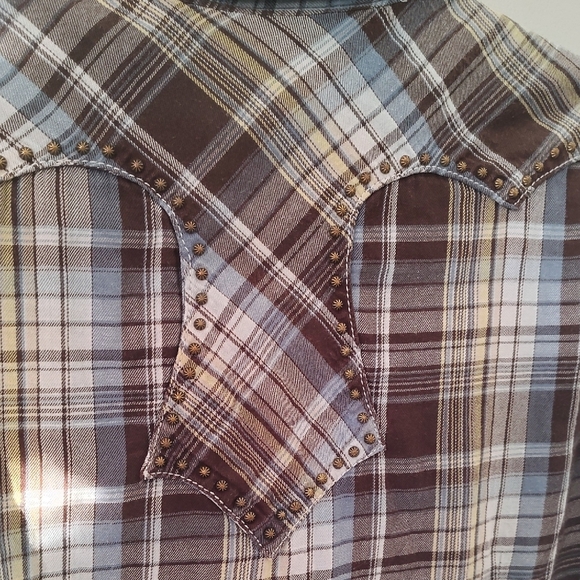 Ariat Blue and Brown Casual Button Down Shirt - Picture 5 of 9